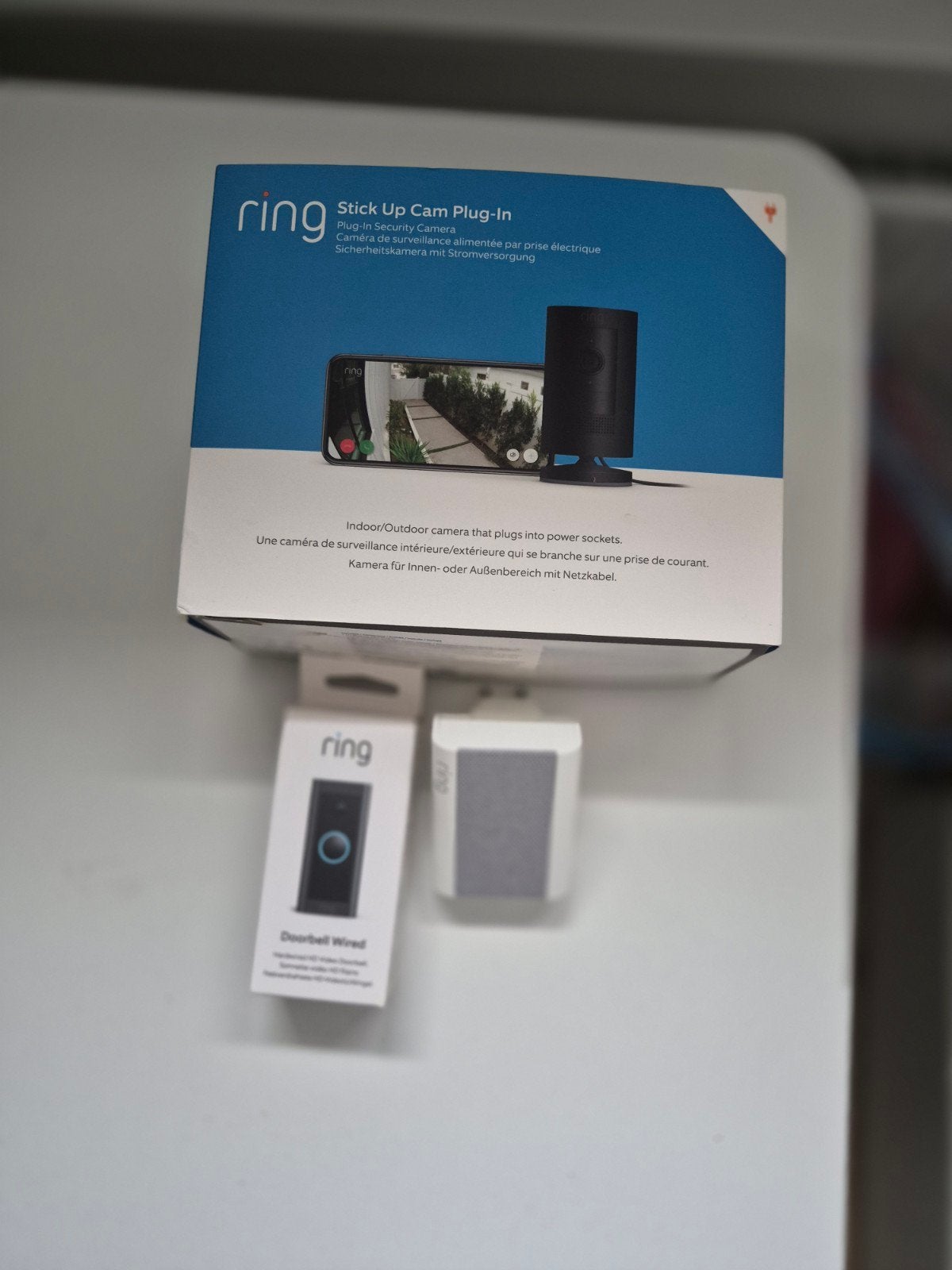 Ring Stick Up Cam Plug-In & Doorbell Wired - Nieuw, Ophalen, Nieuw