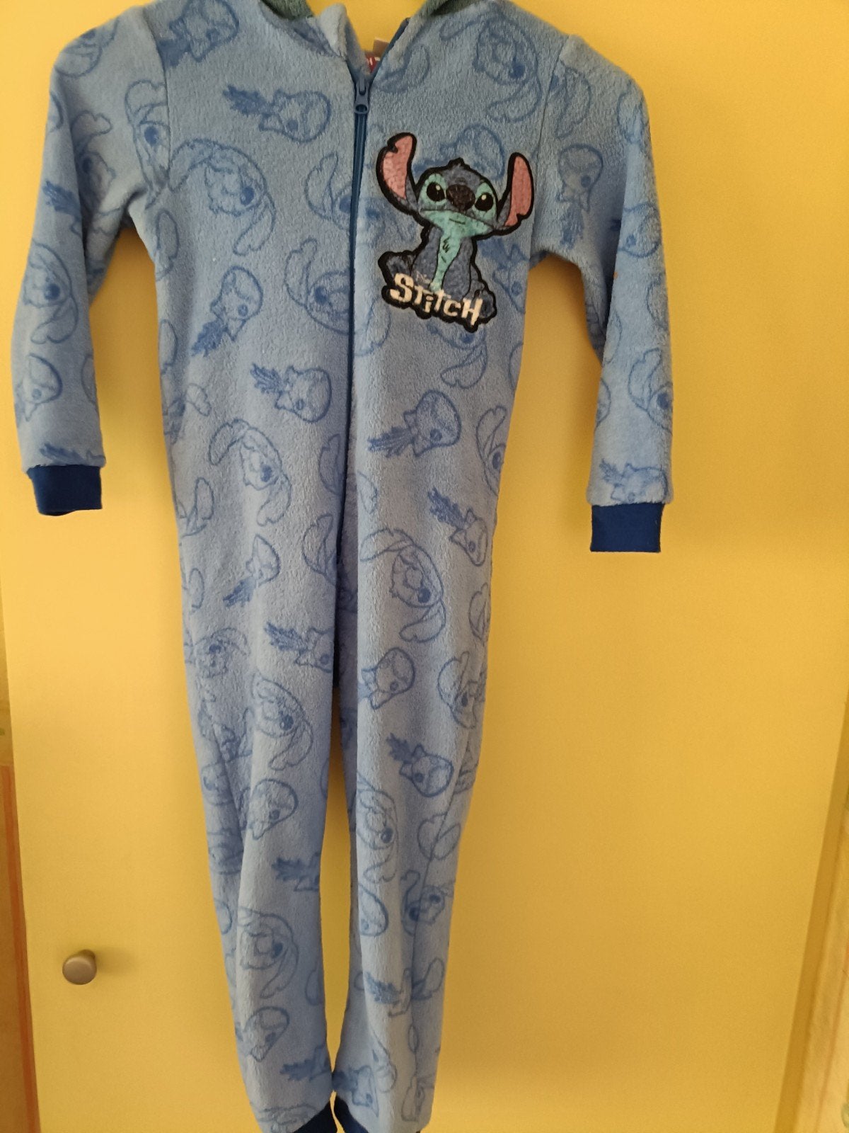 Stitch Onesie - Maat 122/128, Nacht- of Onderkleding, Jongen of Meisje, Disney Stitch, Ophalen of Verzenden