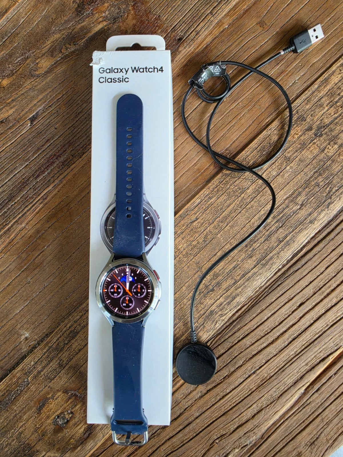 Samsung Galaxy Watch4 Classic  2022 Zilver met blauwe band, Sieraden, Tassen en Uiterlijk, Smartwatches, Ophalen of Verzenden