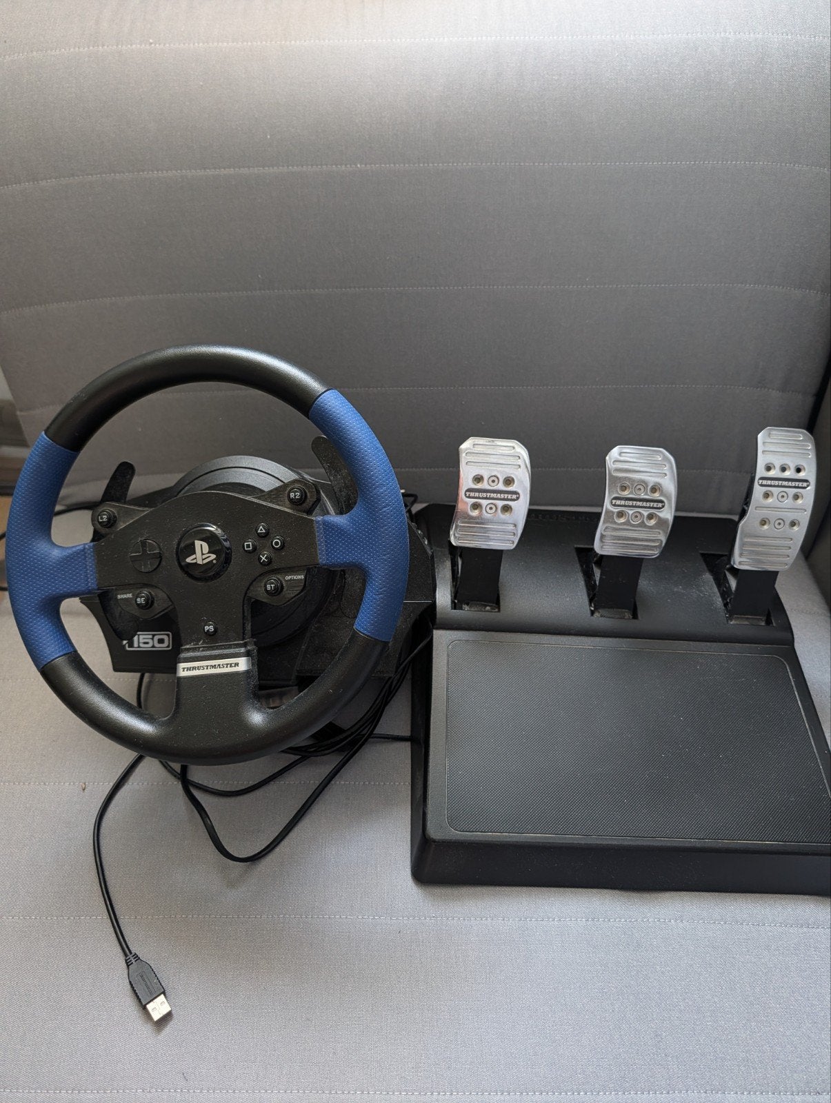 Thrustmaster racestuur en pedalen (koppelingspedaal defect), Thrustmaster, Ophalen, Gebruikt, Racestuur