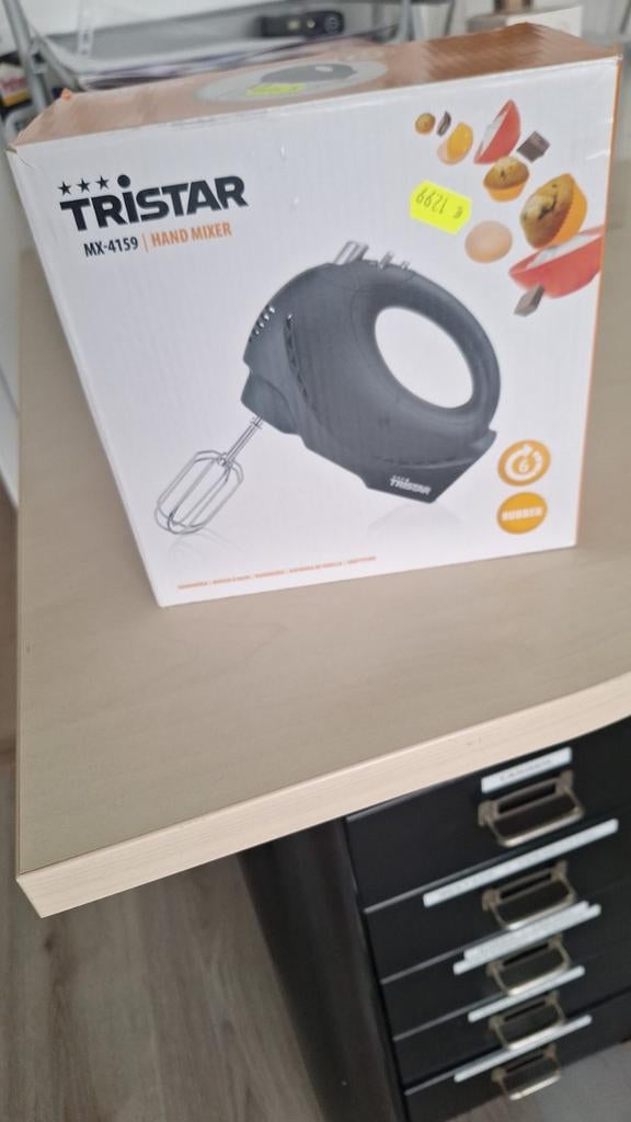 Tristar MX-4159 Handmixer - Nieuw, Ophalen of Verzenden, Nieuw, Vaatwasserbestendig, 3 snelheden of meer
