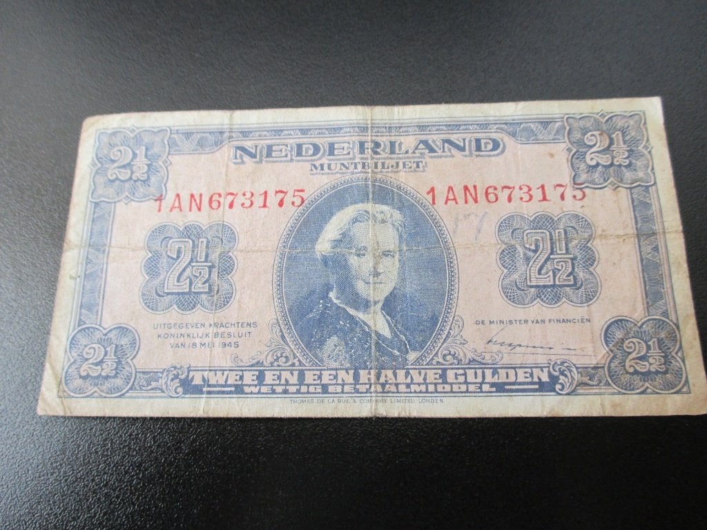 Bankbiljet 2 1/2 gulden 1945, Postzegels en Munten, Bankbiljetten | Nederland, Ophalen of Verzenden, 2½ gulden, Los biljet