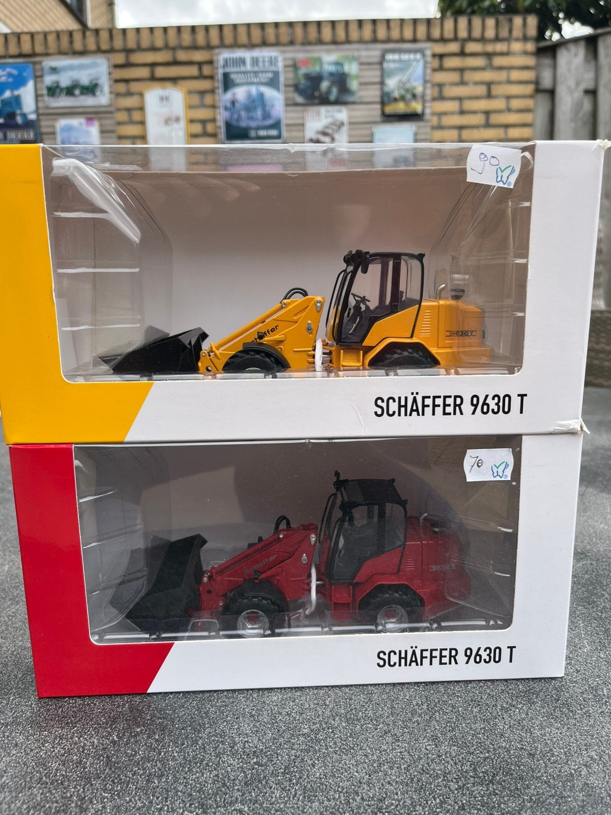 Schäffer 9630 T shovels Rood en Geel USK Models Nieuw, Hobby en Vrije tijd, Ophalen of Verzenden, Nieuw, Tractor of Landbouw, Overige merken