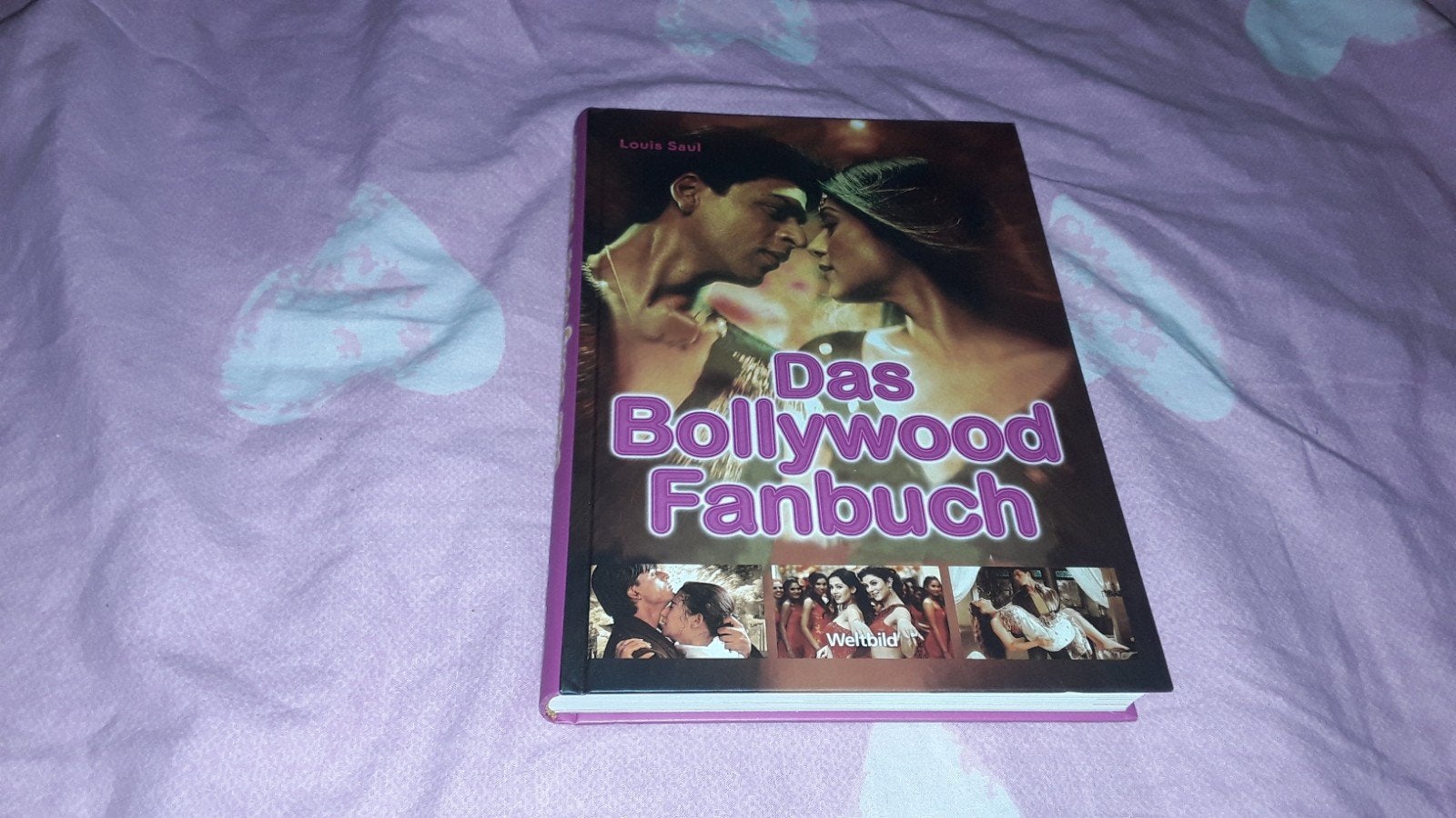 Das Bollywood Fanbuch 224 Bladzijden. Met Foto's., Ophalen of Verzenden, Zo goed als nieuw, Film- of Tv-bewerking