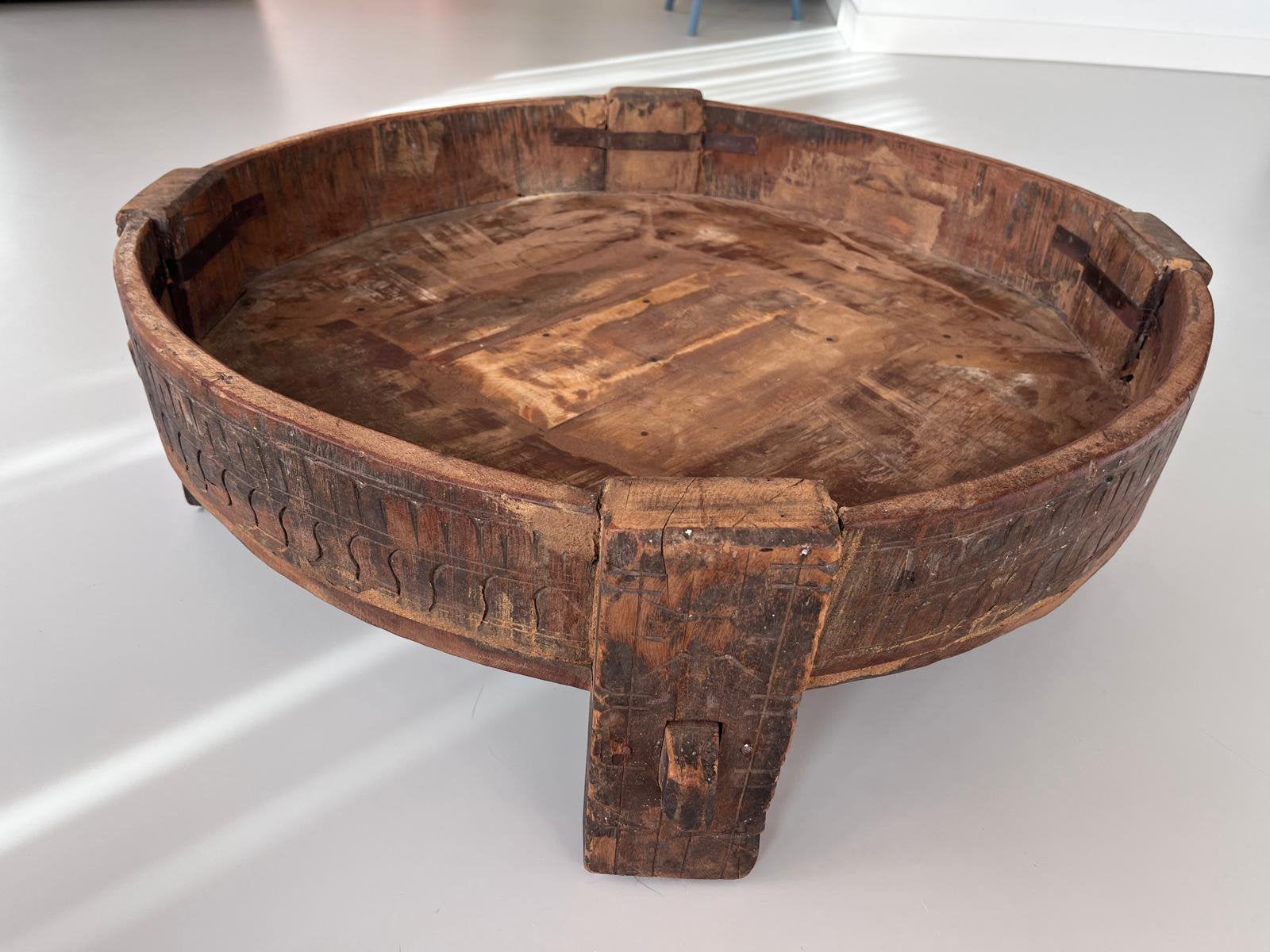 Lage ronde salontafel hout chakki, Ophalen, Zo goed als nieuw, Rond, 50 tot 100 cm