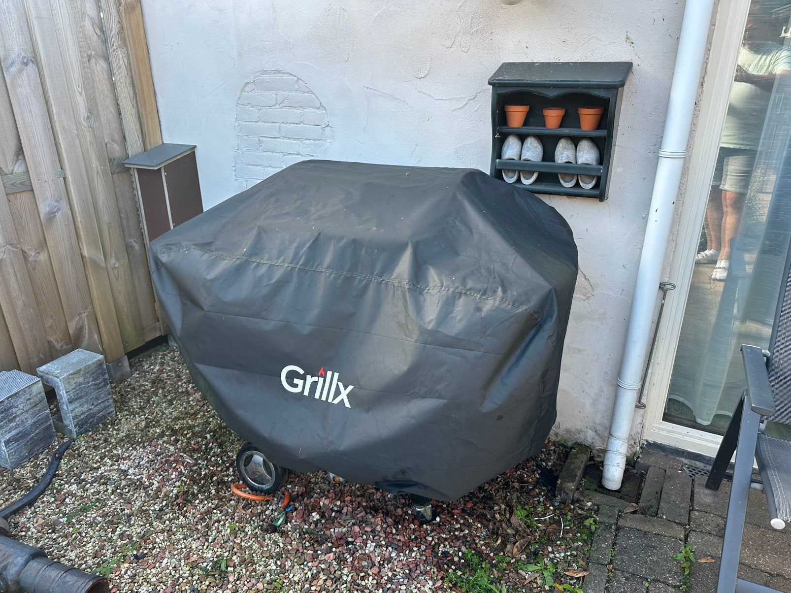 Gas barbecue