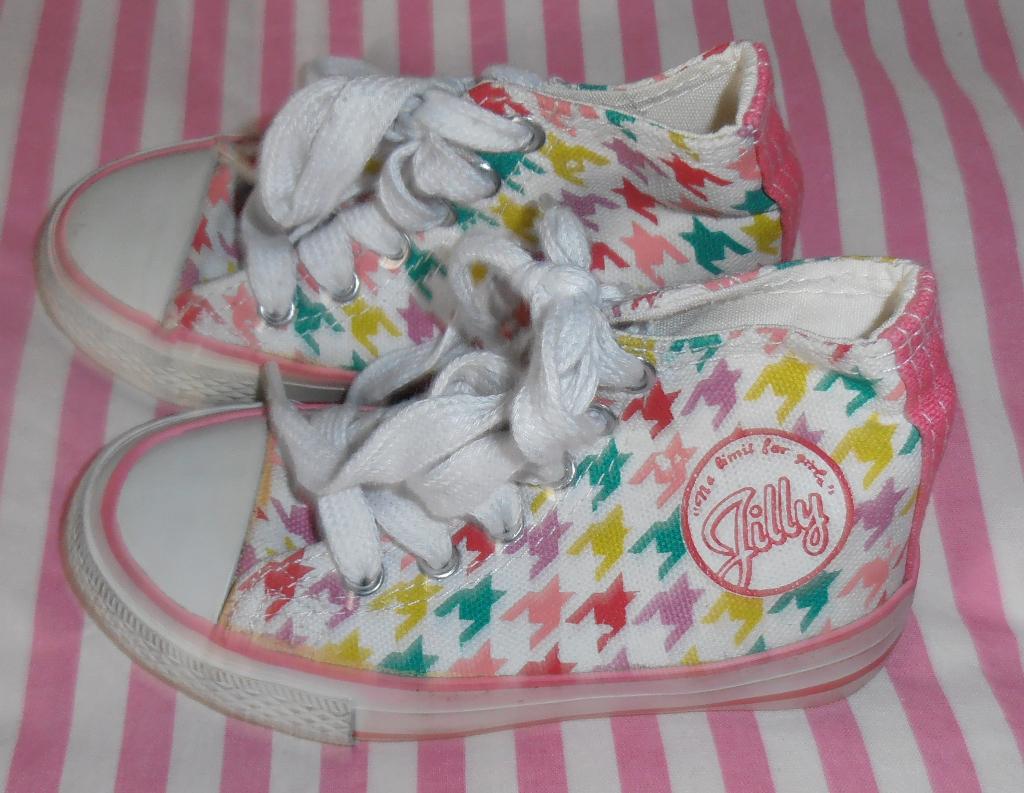 hoge sneaker maat 24, Gebruikt, Meisje, Jilly, Schoenen