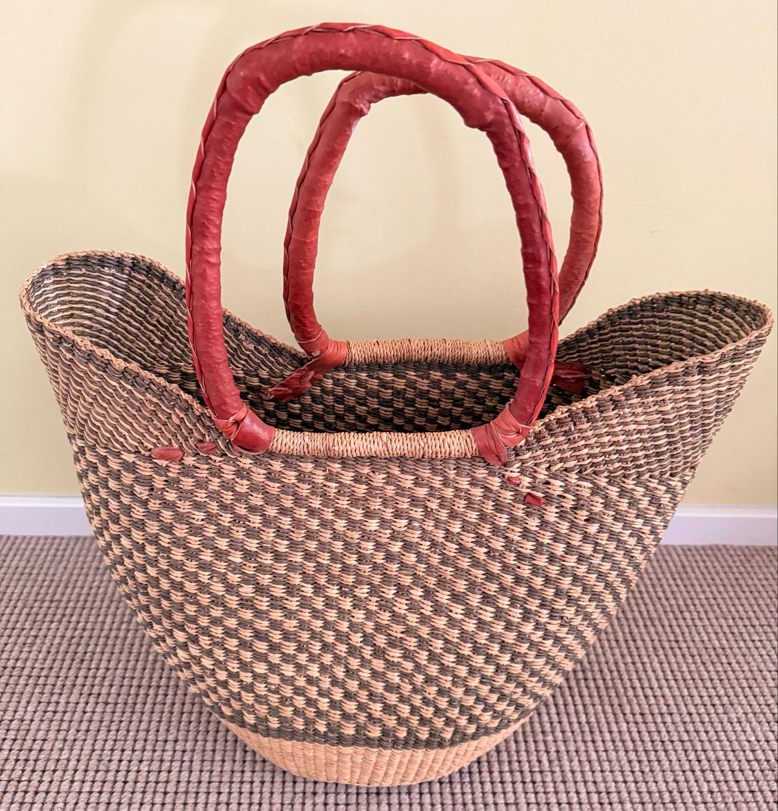 Handgemaakte Ghanese mand met leren handvatten, Verzenden, Gebruikt, Bruin, Shopper