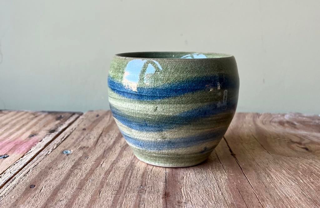 Blauw groen “ringeloor” ompotje vaasje Mobach, Antiek en Kunst, Antiek | Keramiek en Aardewerk, Ophalen of Verzenden