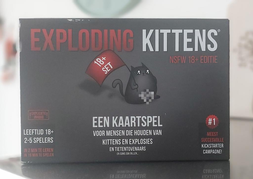 Exploding Kittens 18+ NSFW, Vijf spelers of meer, Ophalen of Verzenden, Zo goed als nieuw, Exploding Kittens LLC