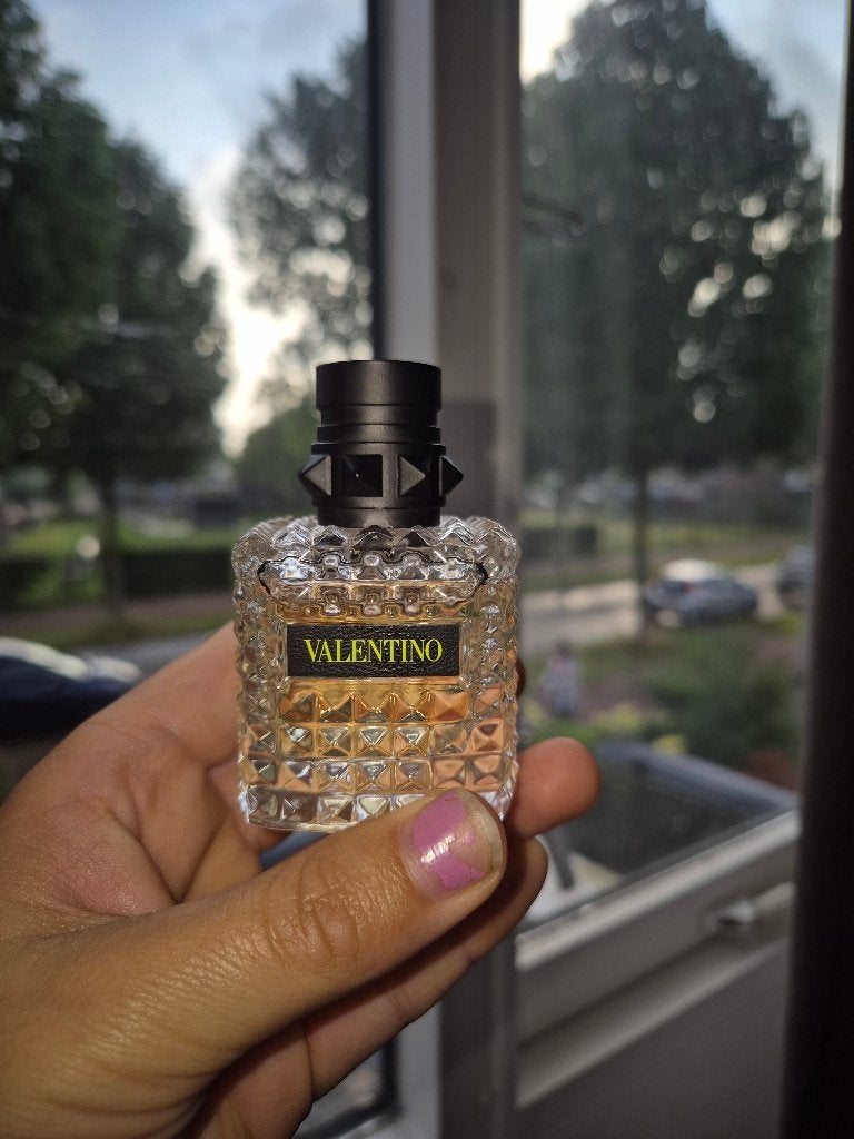 Valentino Donna Born inYellow Dream Eau de parfum, Ophalen of Verzenden, Nieuw