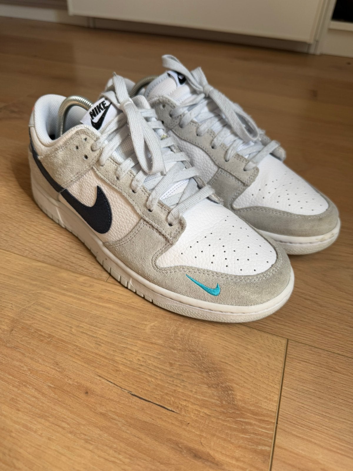 Nike Dunk Low White Grey Navy Aqua Mini Swoosh maat 44, Ophalen of Verzenden, Zo goed als nieuw, Blauw