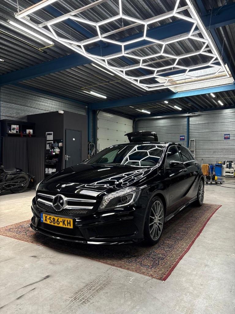 Mercedes-Benz A-Klasse A 180 CDI Blueefficiency 109pk 2013, Auto's, Voorwielaandrijving, Euro 5, 4 cilinders, Leder en Stof