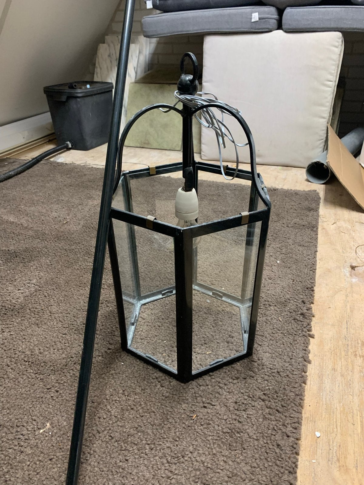 Zwarte metalen hanglamp met glazen panelen, Ophalen, Gebruikt, Metaal
