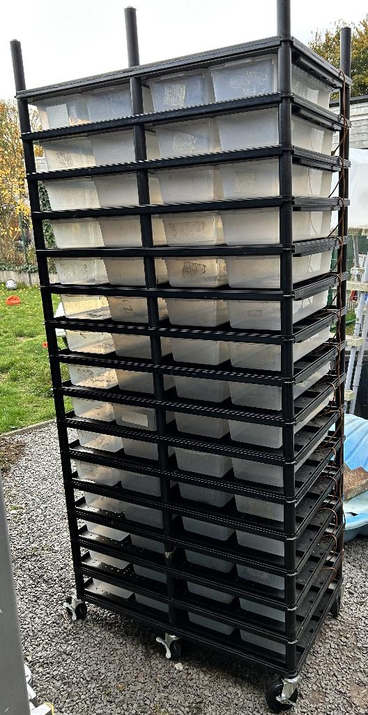 Vision V-18 Tub Hatchling Rack 15 Levels - 60 tubs, Dieren en Toebehoren, Ophalen, Gebruikt, Overige typen