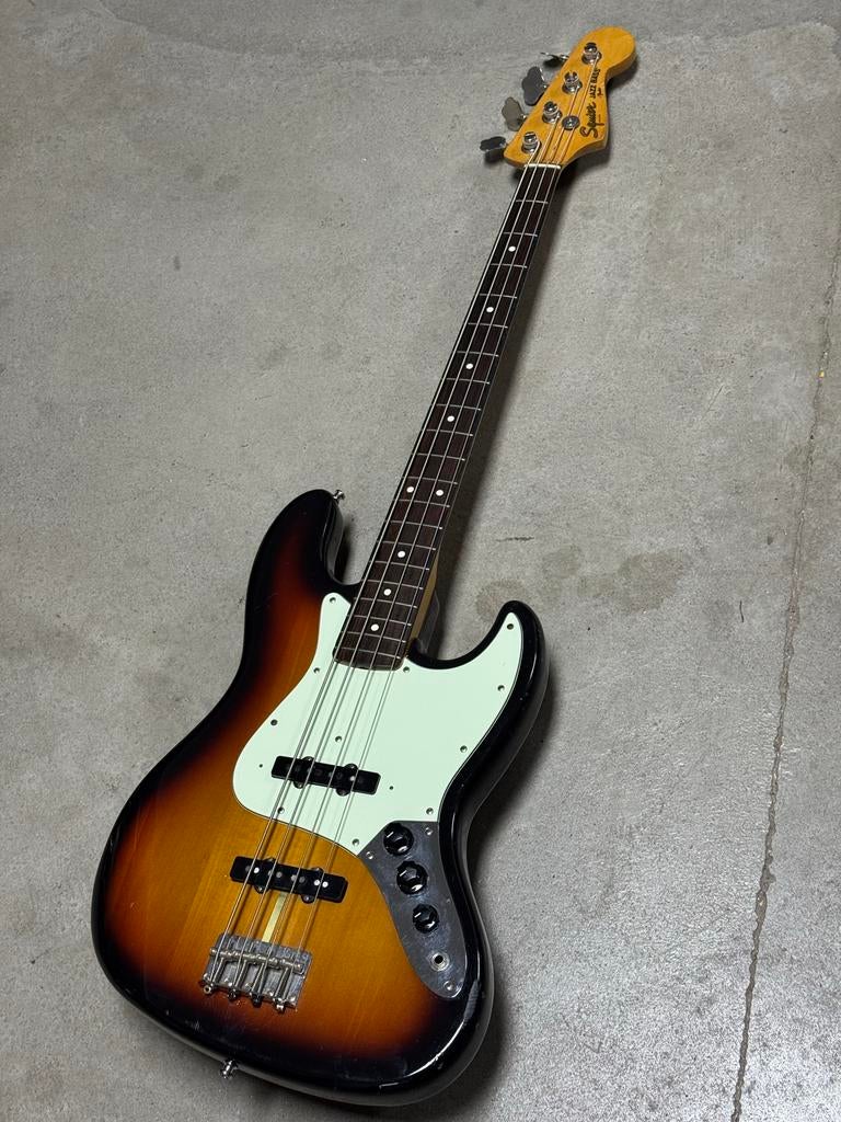 SQUIER JV JAZZ BASS  1982, Ophalen of Verzenden, Gebruikt, Elektrisch