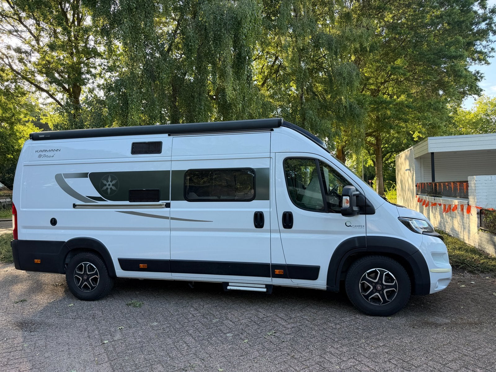 Karmann Davis 640 Buscamper: Compact, Compleet & Comfortabel, Automaat, Buscamper of Camperbus, Ringverwarming, Fiat