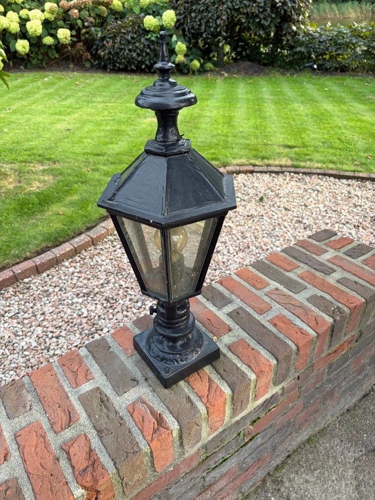 Klassieke buitenlamp - Zwart, Tuin en Terras, Gebruikt, Minder dan 50 watt, Overige typen, Ophalen of Verzenden