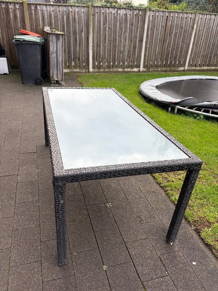 🌿 GRATIS AF TE HALEN: Tuintafel zoekt laatste kans! 😂, Ophalen, Gebruikt, Rechthoekig, Overige materialen
