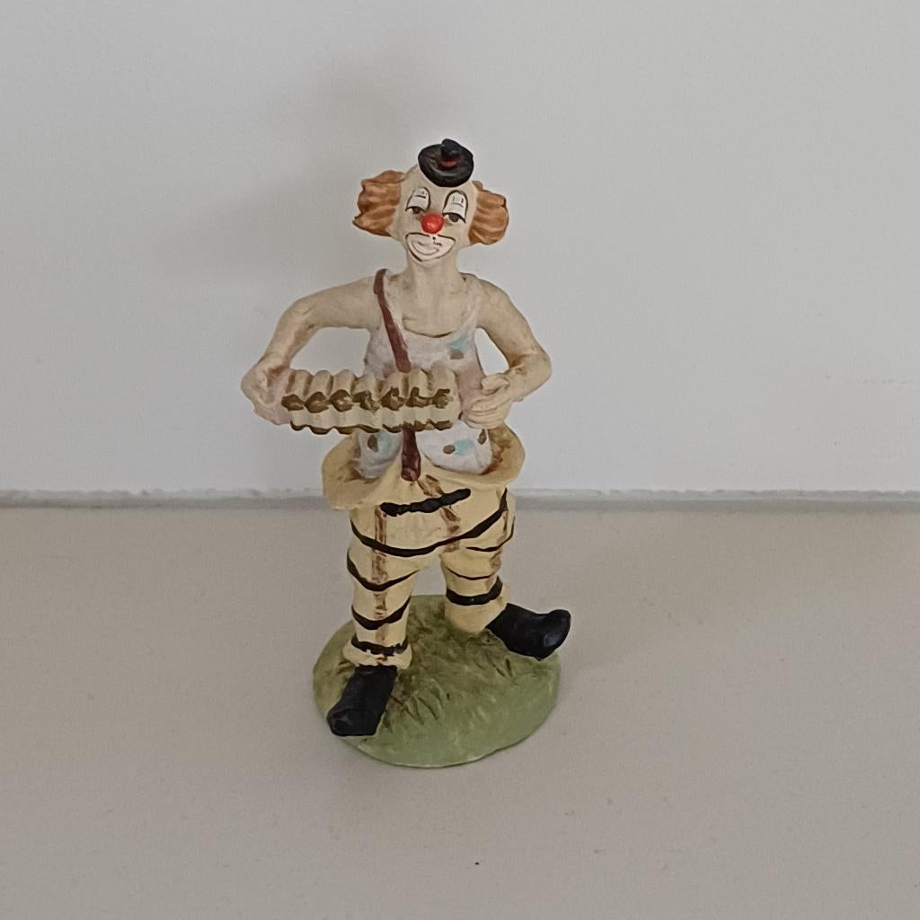 Beeldje clown met accordeon, Verzamelen, Ophalen of Verzenden, Gebruikt, Mens