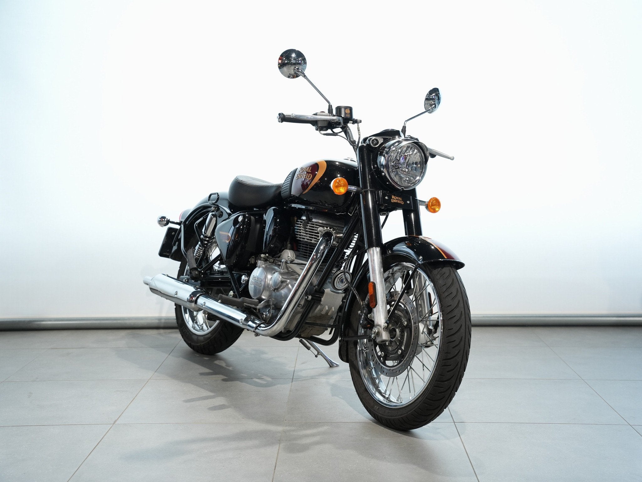 Royal-Enfield CLASSIC 350 (bj 2022), Lorentzlaan 14
3401 MX  IJSSELSTEIN UT, Overig, Info@motomondo.com, MotoMondo