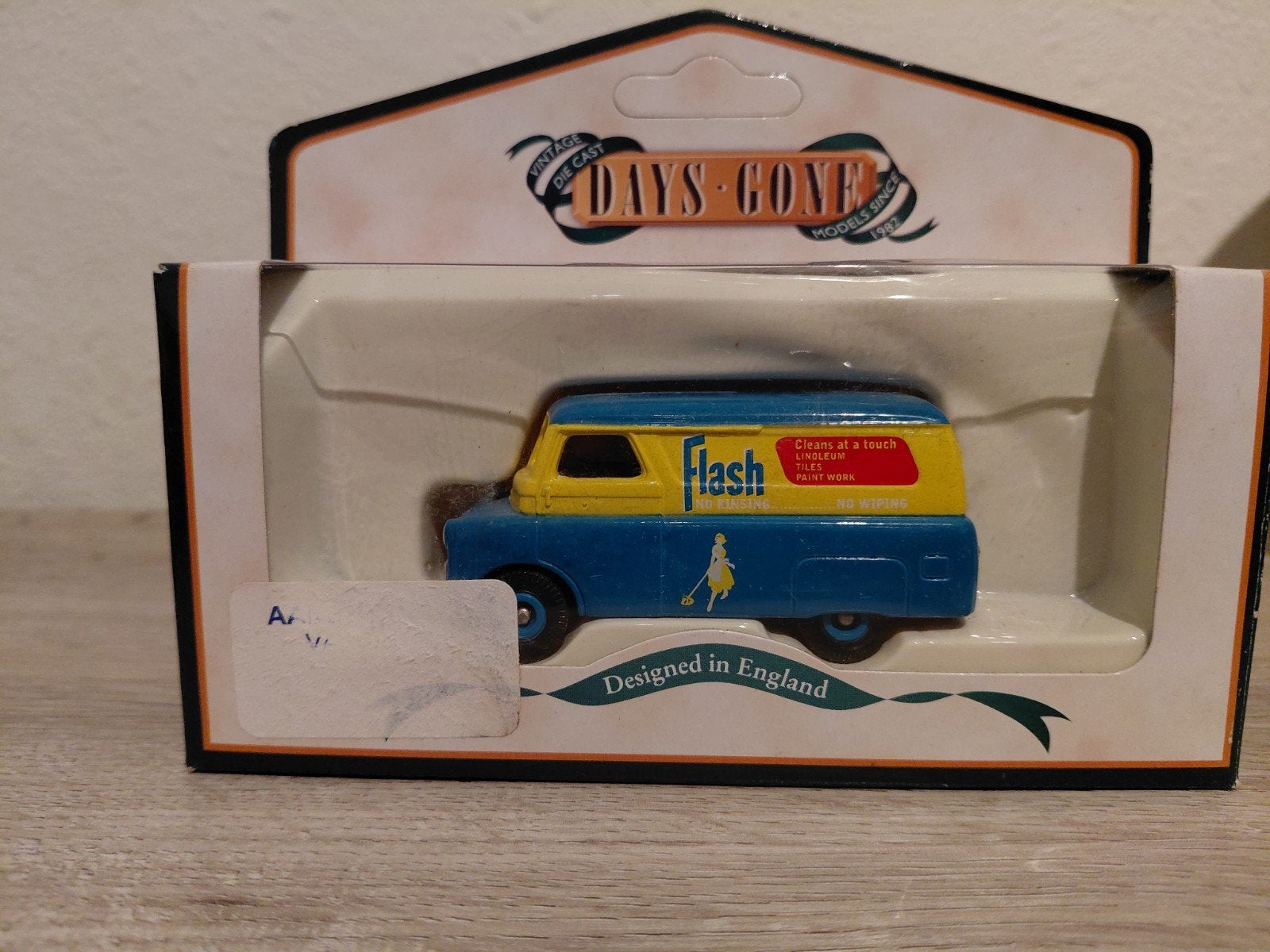 Vintage Bedford CA Van Flash, Overige merken, Groter dan 1:32, Nieuw, Ophalen of Verzenden