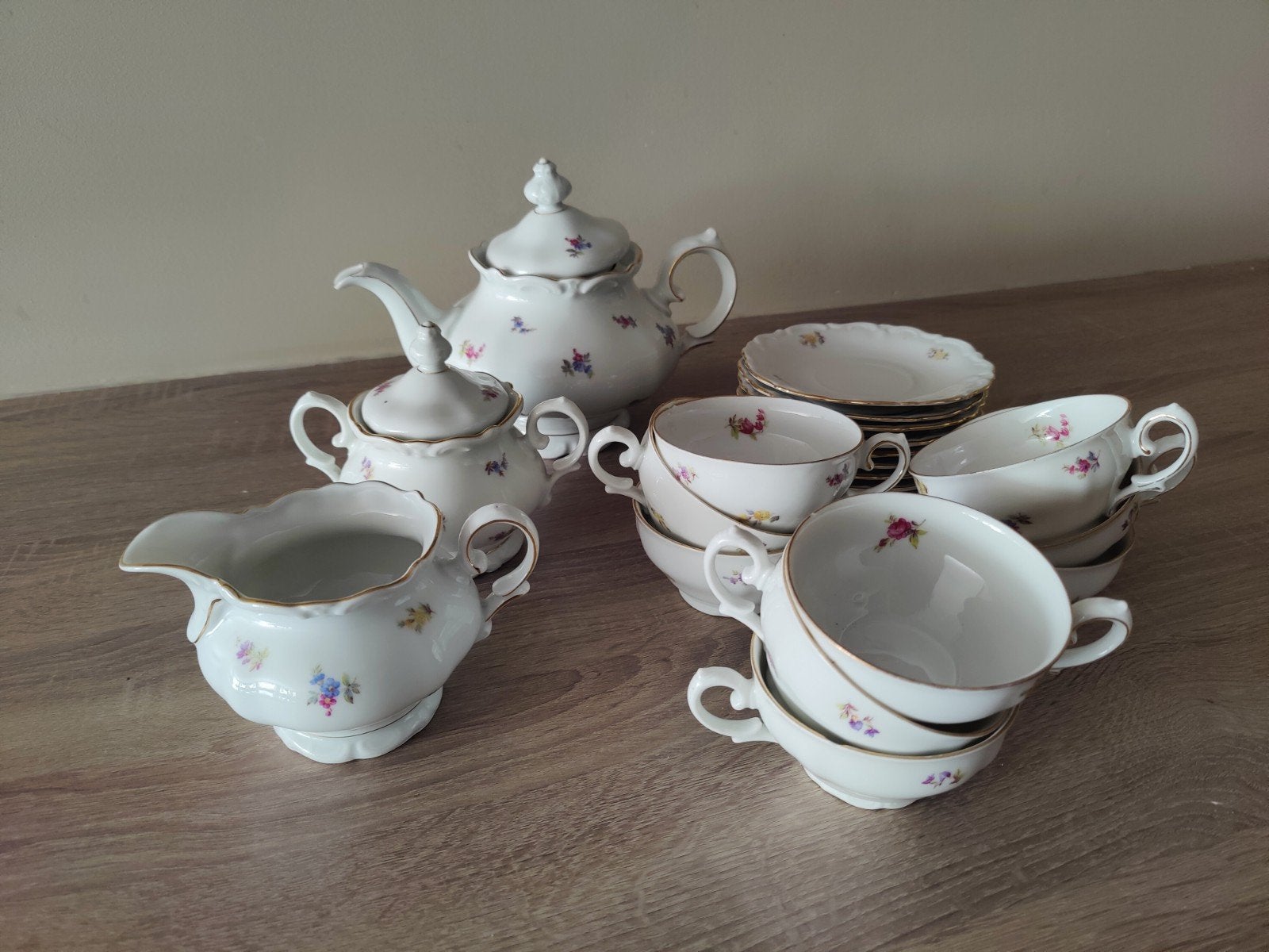 Vintage porseleinen theeservies van Bavaria, Ophalen
