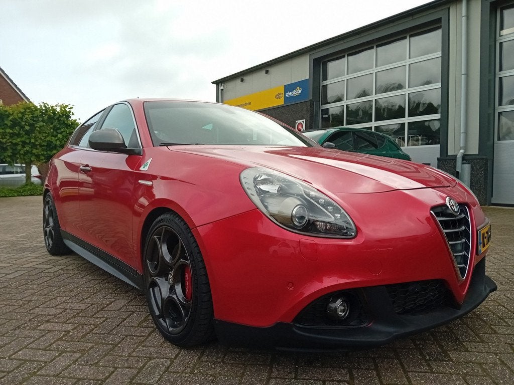 Alfa Romeo Giulietta 1.7 TBi Quadrifoglio Verde - TCT - Ross, 15 km/l, Gebruikt, 4 cilinders, Automatische klimaatregeling