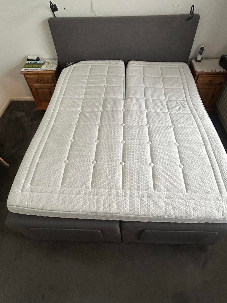 Elektrische Caresse Boxspring 160x200 hoofdbord & splittoppe, Ophalen, Tweepersoons, 200 cm, 160 cm