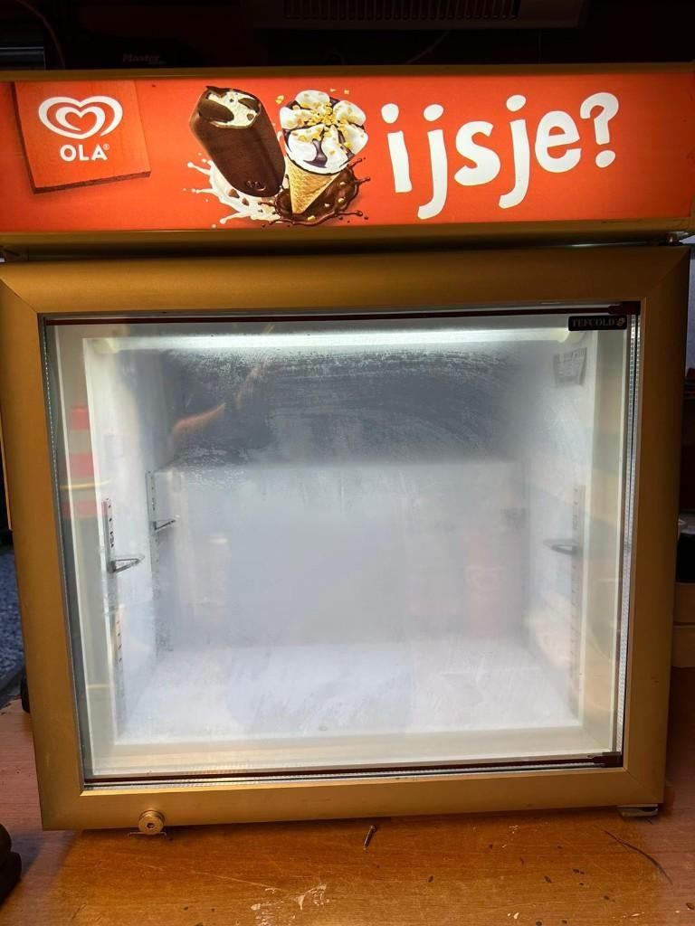 OLA vriezer tafelmodel, Witgoed en Apparatuur, Vriezers en Diepvrieskisten, Ophalen, Gebruikt, Minder dan 85 cm, Minder dan 60 cm