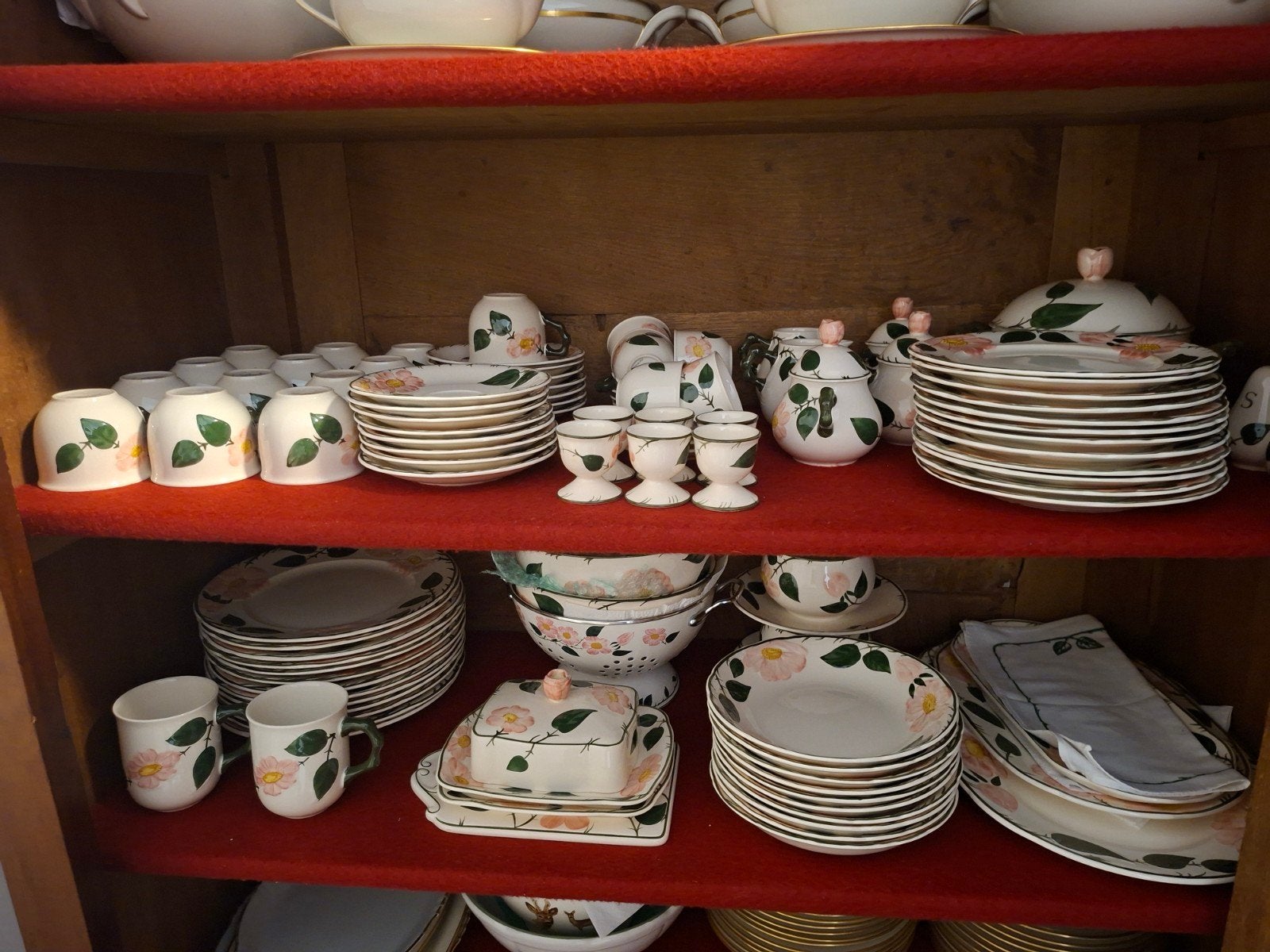 Uitgebreid servies van Villeroye &Boch Wild Rose, Ophalen, Gebruikt, Villeroy & Boch, Overige stijlen