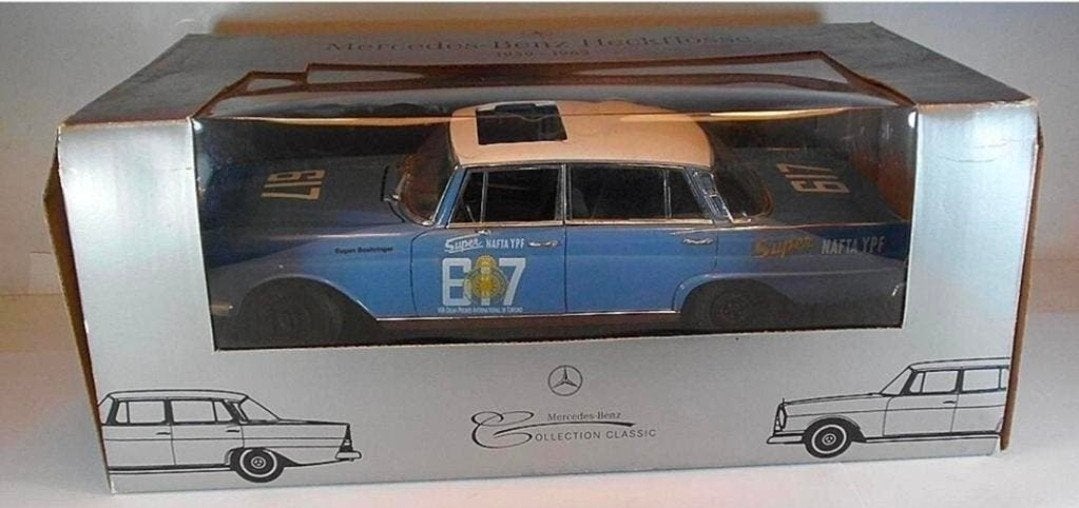 Revell
Mercedes Benz 300 SE
Bohringer/ Kaiser
1:18

Verzendk, Ophalen of Verzenden, Revell