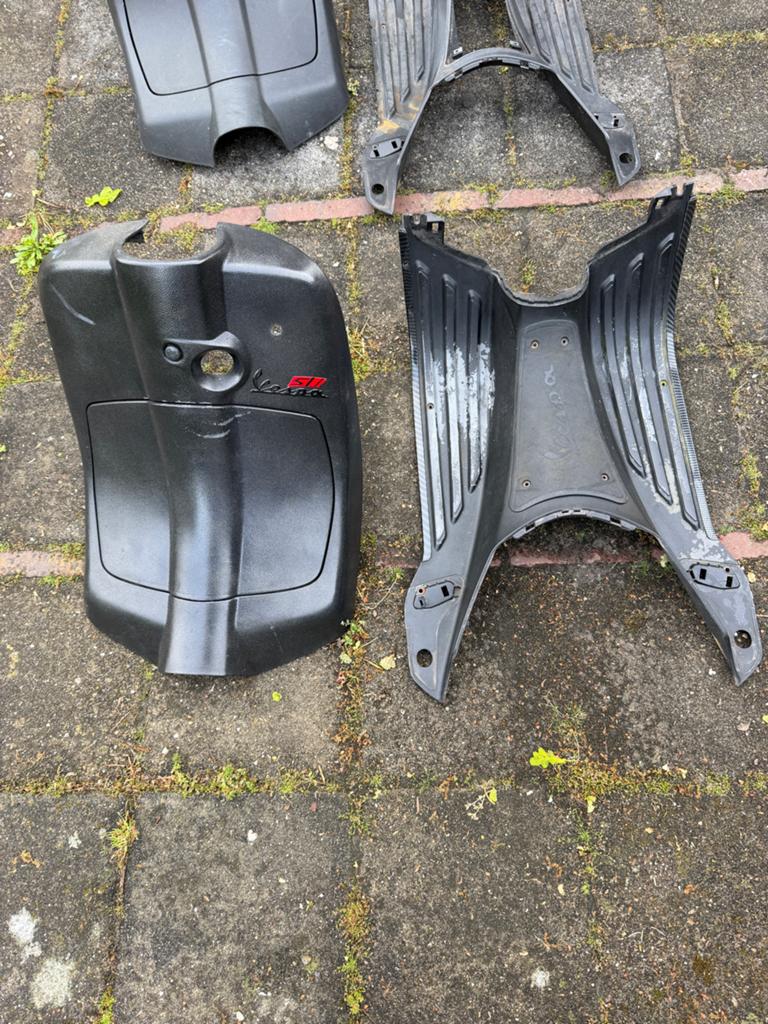 Vespa Sprint/Primavera Treeplank en Beenschild, Ophalen of Verzenden, Gebruikt, Kap, Vespa