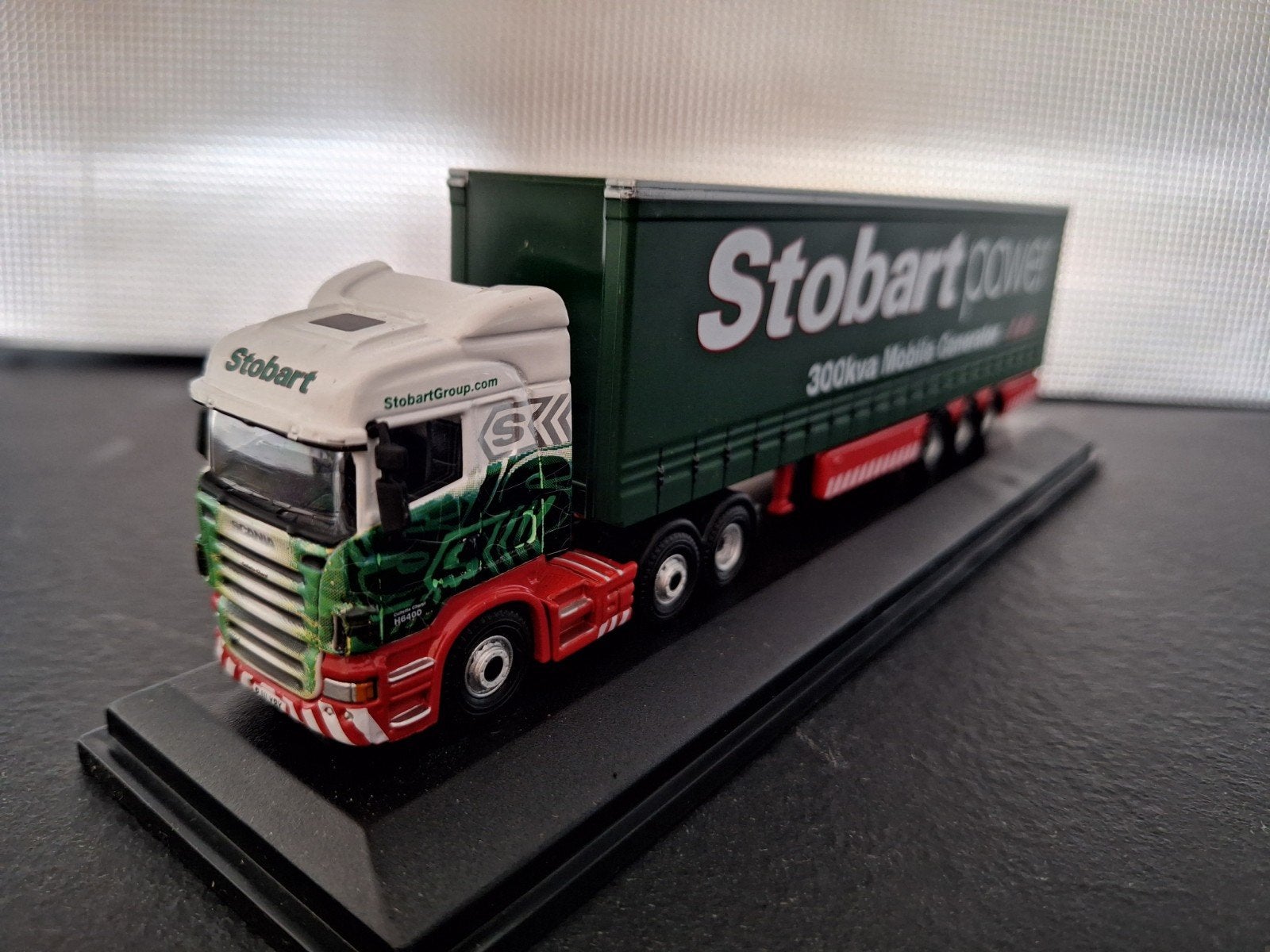 Scania Highline Curtainside Stobart Power Schaal 1:76, Oxford, Ophalen of Verzenden, Bus of Vrachtwagen, Oxford