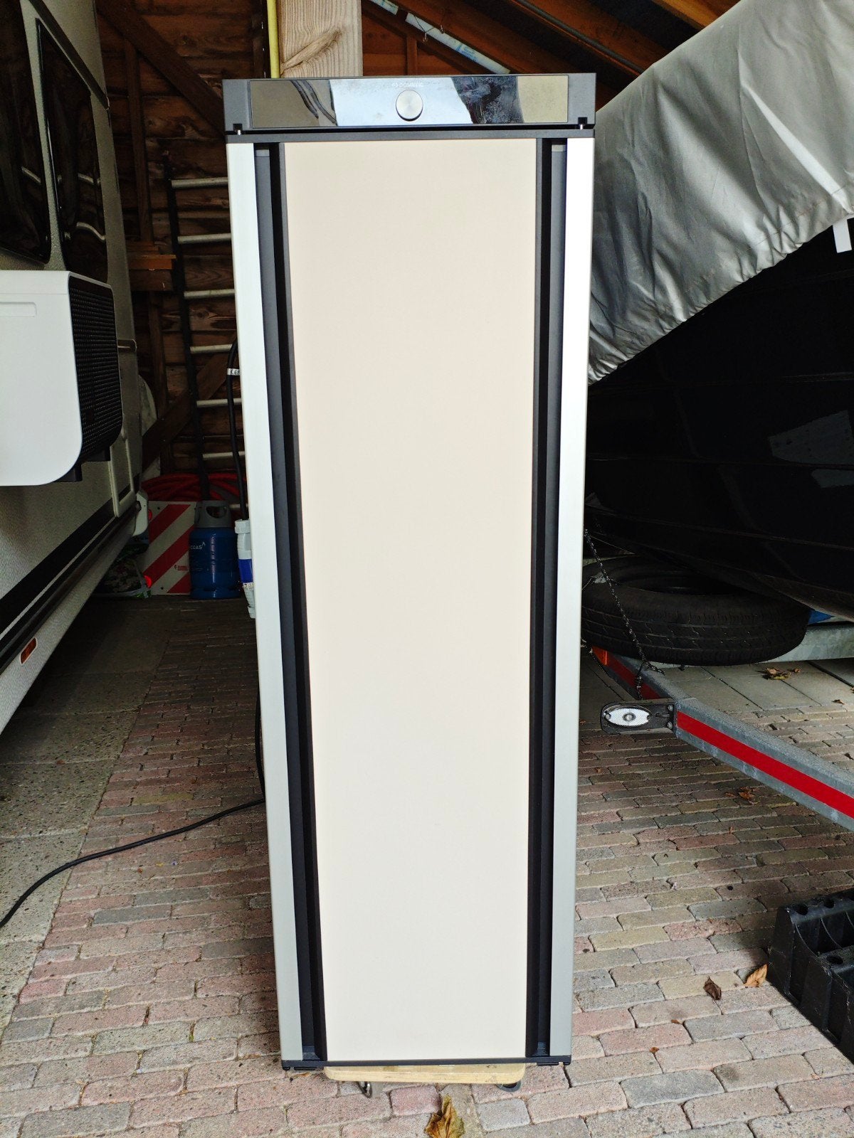 Koelkast Domatic RML 10.4 apsorptie- Zo goed als nieuw, Ophalen, Zonder vriesvak, 100 tot 150 liter, Zo goed als nieuw