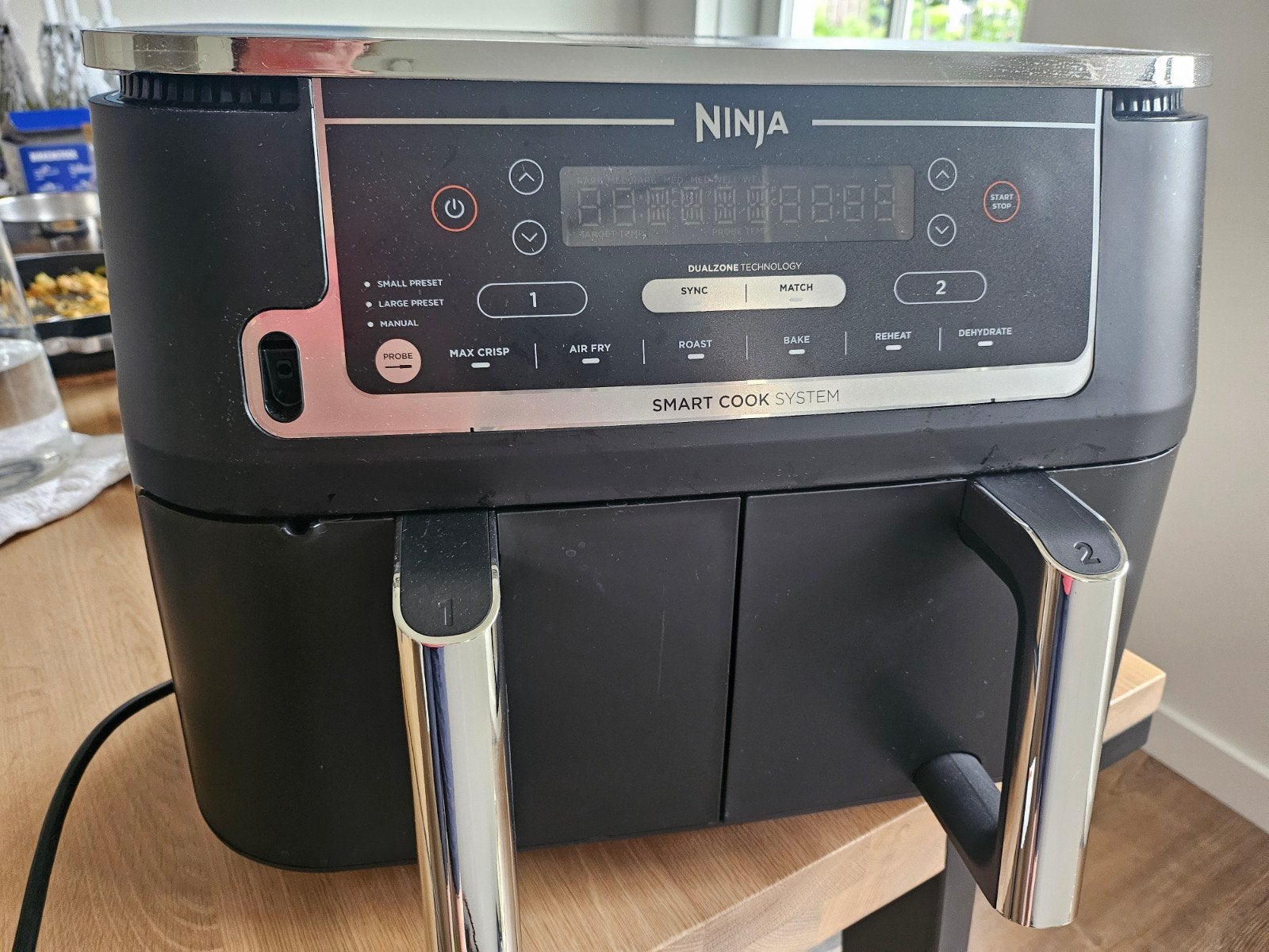 Ninja Foodi Dual Zone Airfryer AF300EU - Zo goed als nieuw, Witgoed en Apparatuur, Airfryers, Ophalen, Zo goed als nieuw, Airfryer XXL
