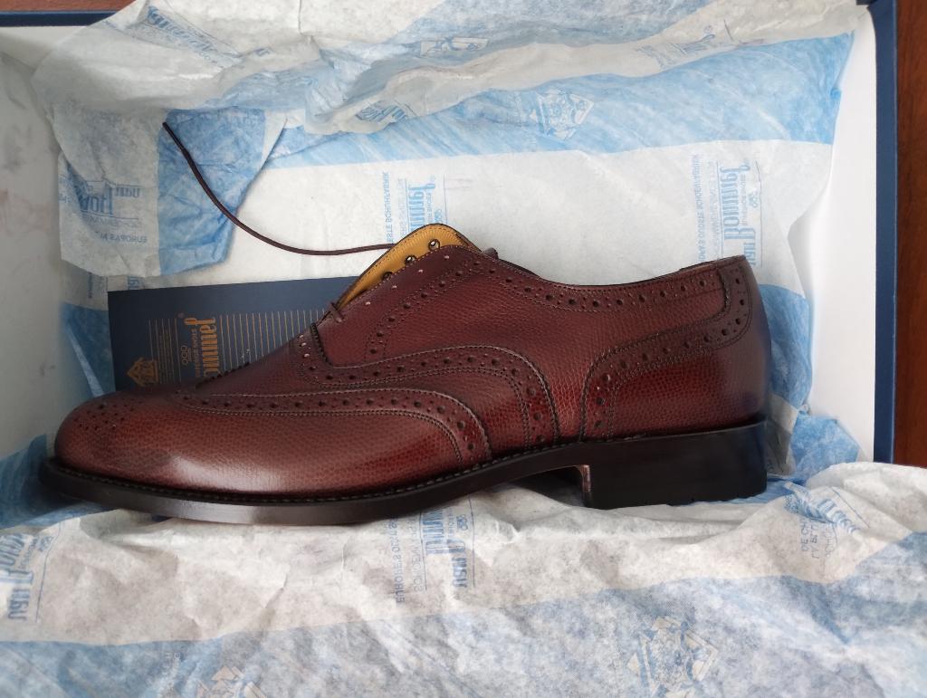 Van Bommel Brogues Bordeaux Leest 8.5 H, Kleding | Heren, Schoenen, Ophalen, Overige kleuren, Nieuw, Veterschoenen