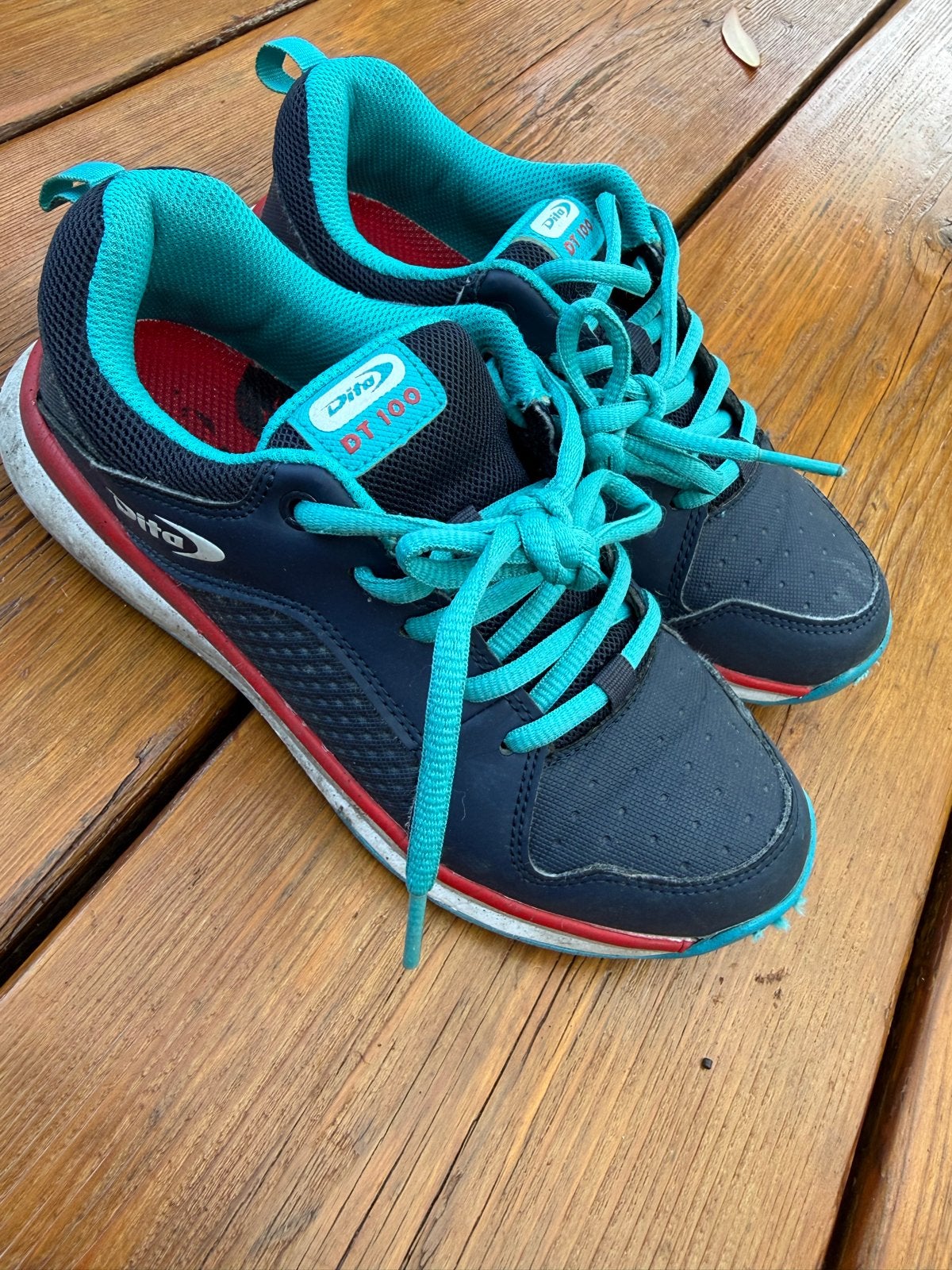Decathlon DT100 hockeyschoenen - Maat 35, Ophalen, Blauw, Sportschoenen, Gedragen