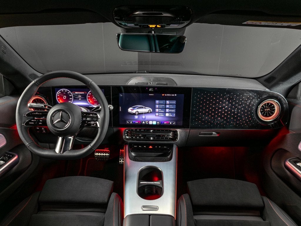 Mercedes-Benz CLA Coupé 250+ Launch Edition 85.5 kWh, Auto's, CLA, Achterwielaandrijving, Zwart, 743 km