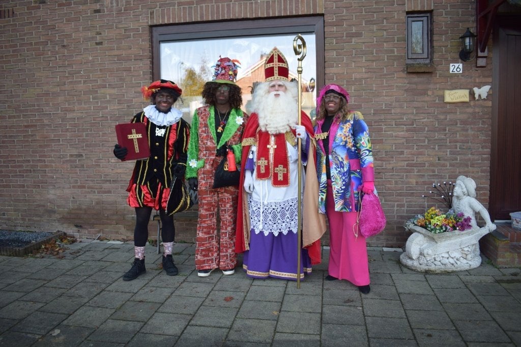 Sinterklaas en 3 pieten in Apeldoorn, Diversen, Ophalen of Verzenden, Gebruikt