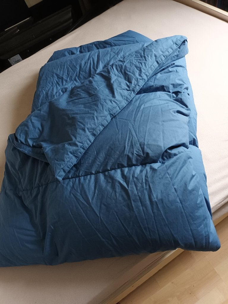 V&D ?slaapzak dons donzen ganzendons blauw 227-82cm, Caravans en Kamperen, Slaapzakken, Zo goed als nieuw, Ophalen of Verzenden