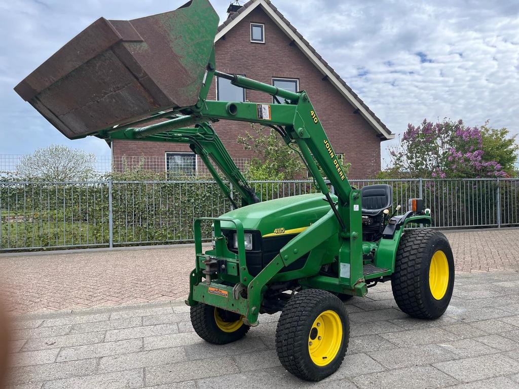 John Deere 115 tractor met voorlader, Gebruikt, Tot 2500, Tot 80 Pk, Ophalen