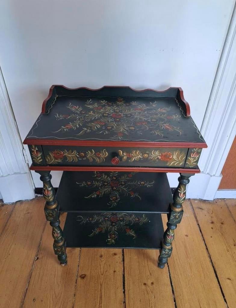 Antiek donkergroene bijzettafel/kastje beschilderd, Ophalen, Gebruikt, 75 cm of meer, 60 cm of meer