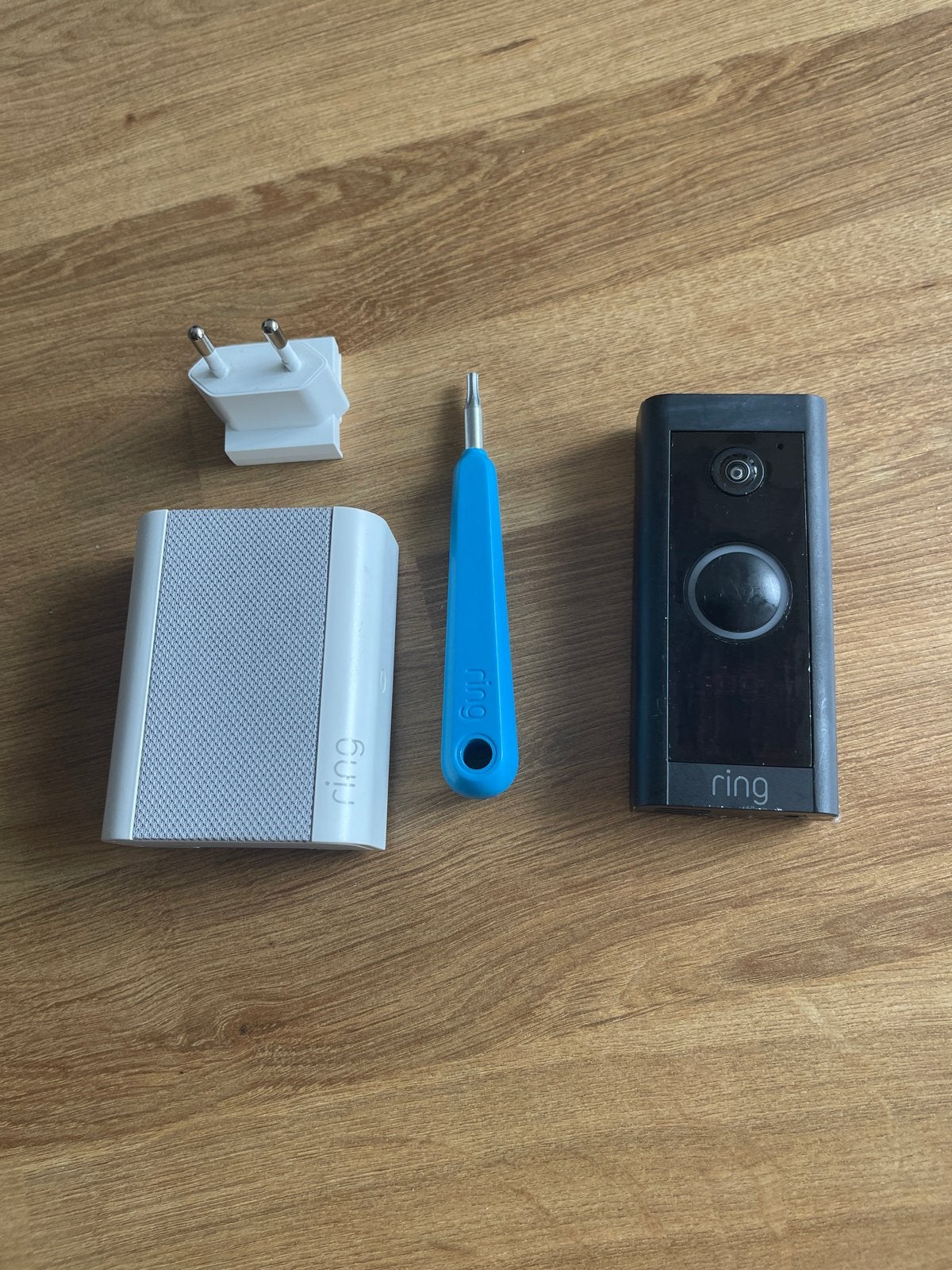 Ring Video Deurbel 2 met Chime en accessoires, Huis en Inrichting, Deurbellen, Ophalen of Verzenden, Bewegingsdetectiesensor, Gebruikt