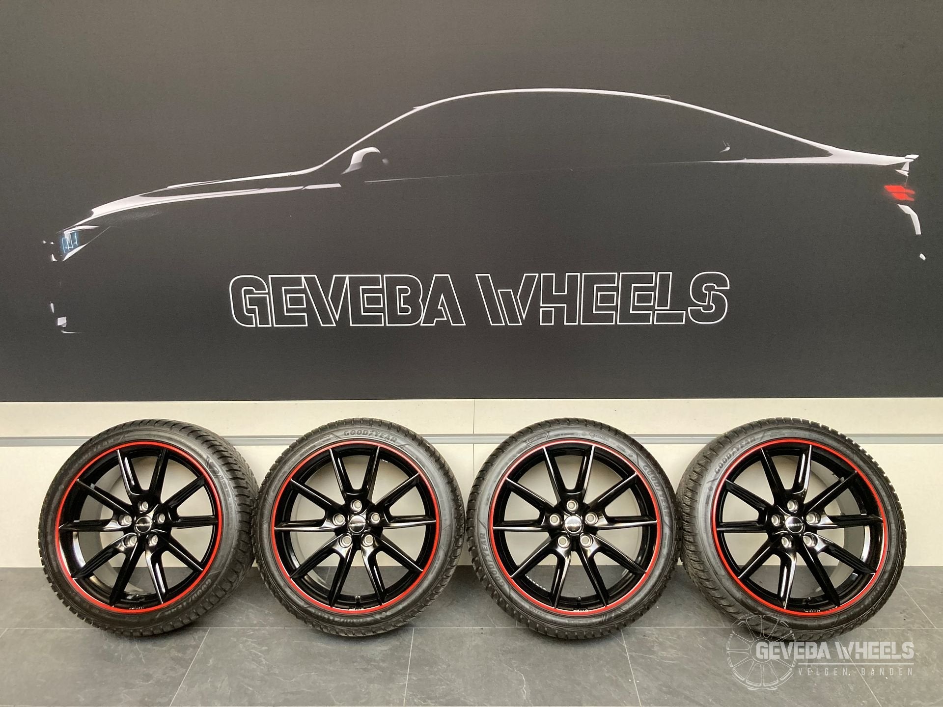 18” Honda Civic sport velgen winterbanden 5x114.3 235/40/18, Auto-onderdelen, Banden en Velgen, 18 inch, Gebruikt, -, -