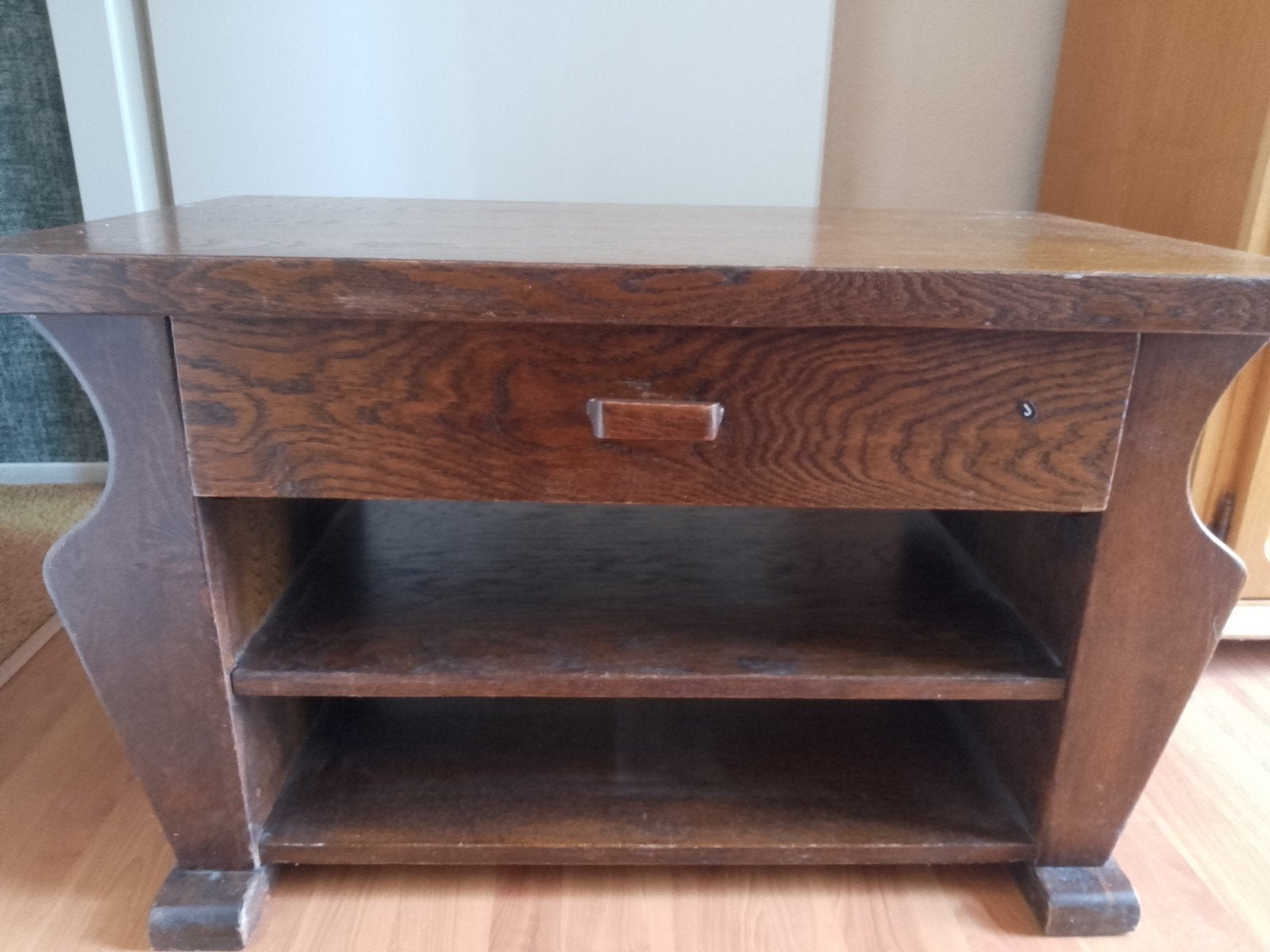Massief houten salontafel met lade en opbergruimte, Ophalen