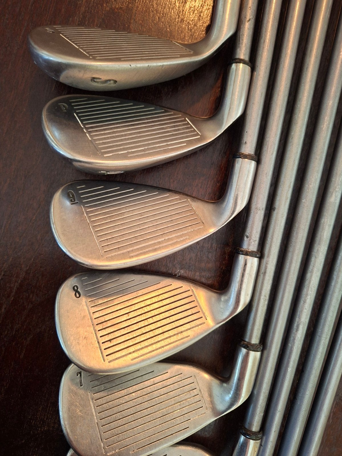Foto 7 van Compleet Golfset; Callaway X-14 IJzers, Wilson Putter en tas