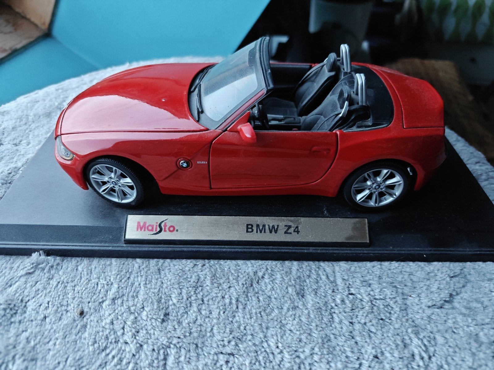 Maisto BMW Z4 Modelauto - Rood, Zo goed als nieuw, Overige merken, Auto, 1:32 tot 1:50, Ophalen of Verzenden