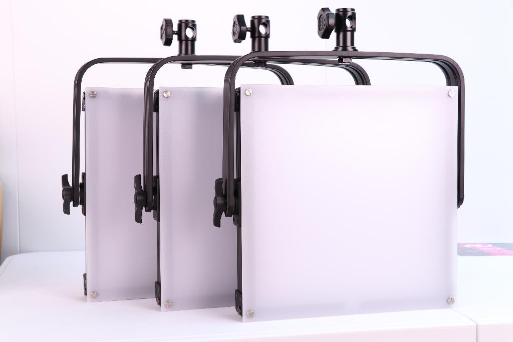 F&V K4000S SE Bi-Color 3x  Light Kit, Ophalen of Verzenden, Zo goed als nieuw, Minder dan 150 cm, Overige typen