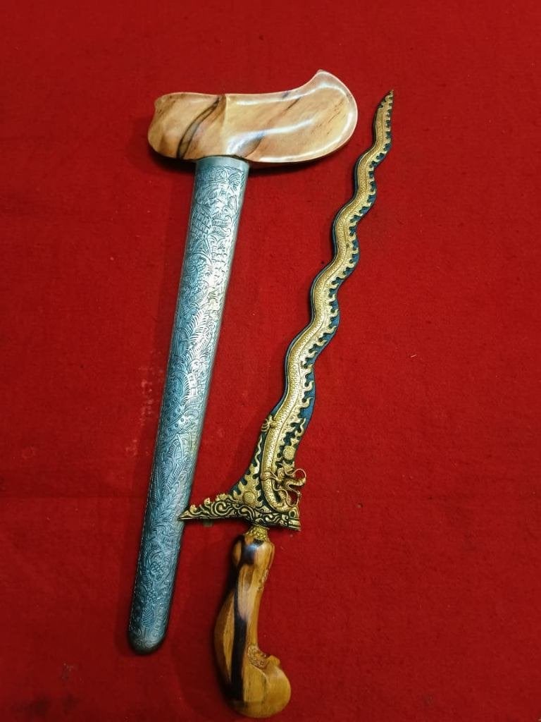 Antieke Keris Naga Liong 11 Luk Kinatah Goud Timoho SVE52, Verzenden, Overige materialen, Indonesië, Meerkleurig